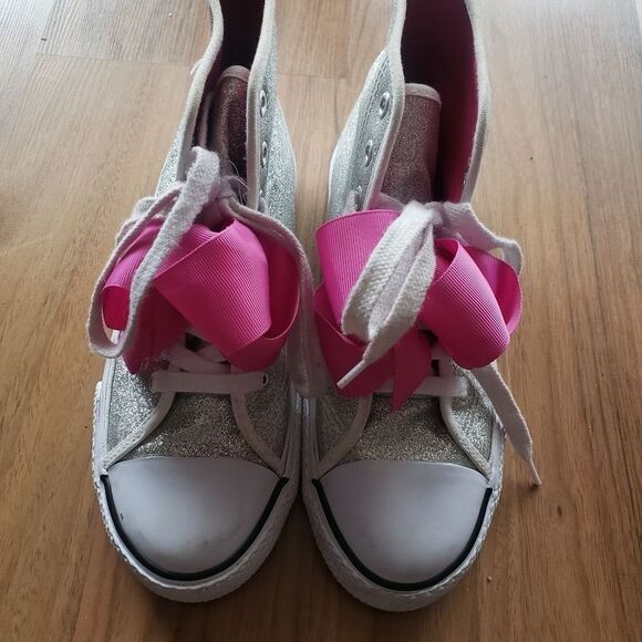 Jojo Siwa | Shoes - size 4.5 - Picture 6 of 12